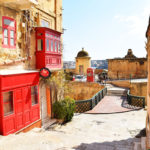 Valletta-Malta_The-Bridge-Bar-locale-maltese