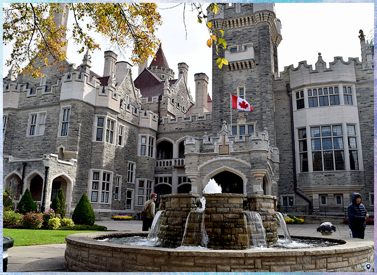 Casa Loma, esterno