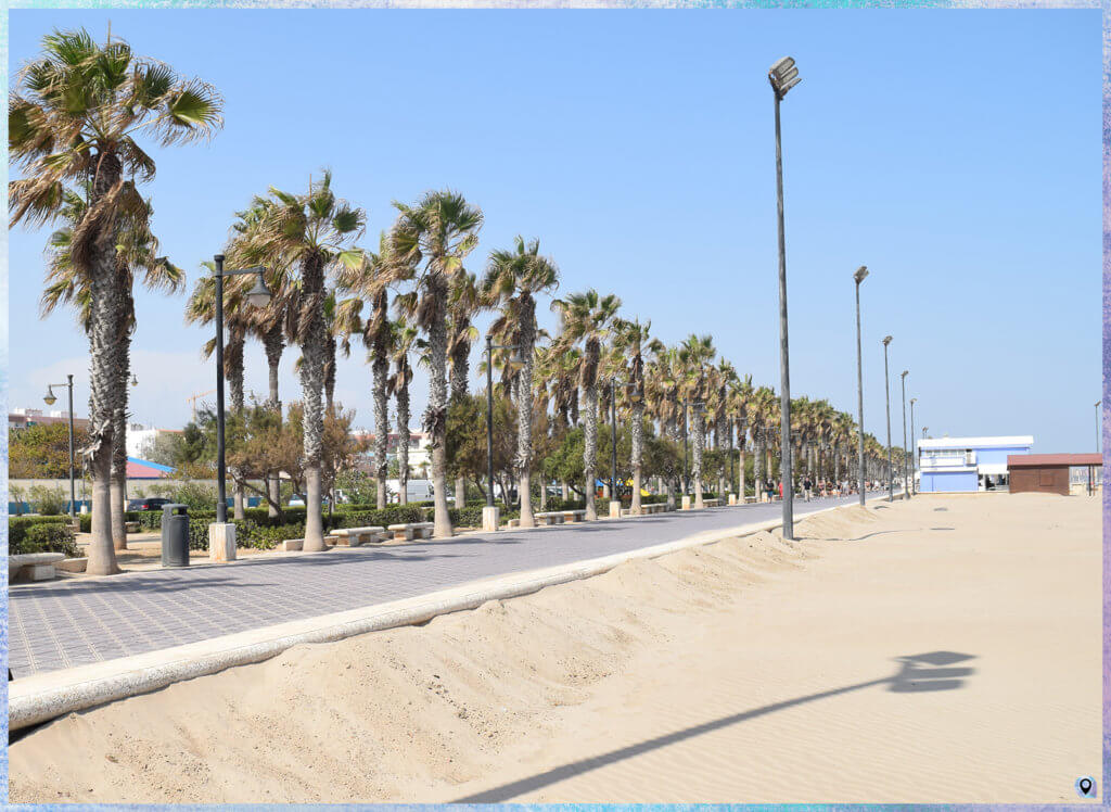 Lungomare e spiaggia di Valencia: la Playa De La Malva-Rosa